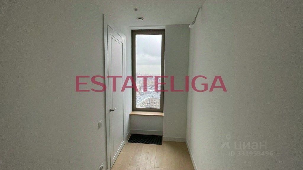 m. Ulitsa 1905 goda: Apartment, 4-rooms