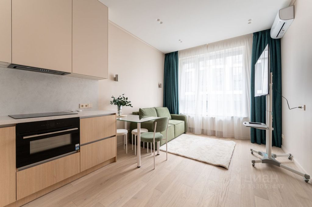 m. Serp i Molot: Apartment, 2-rooms