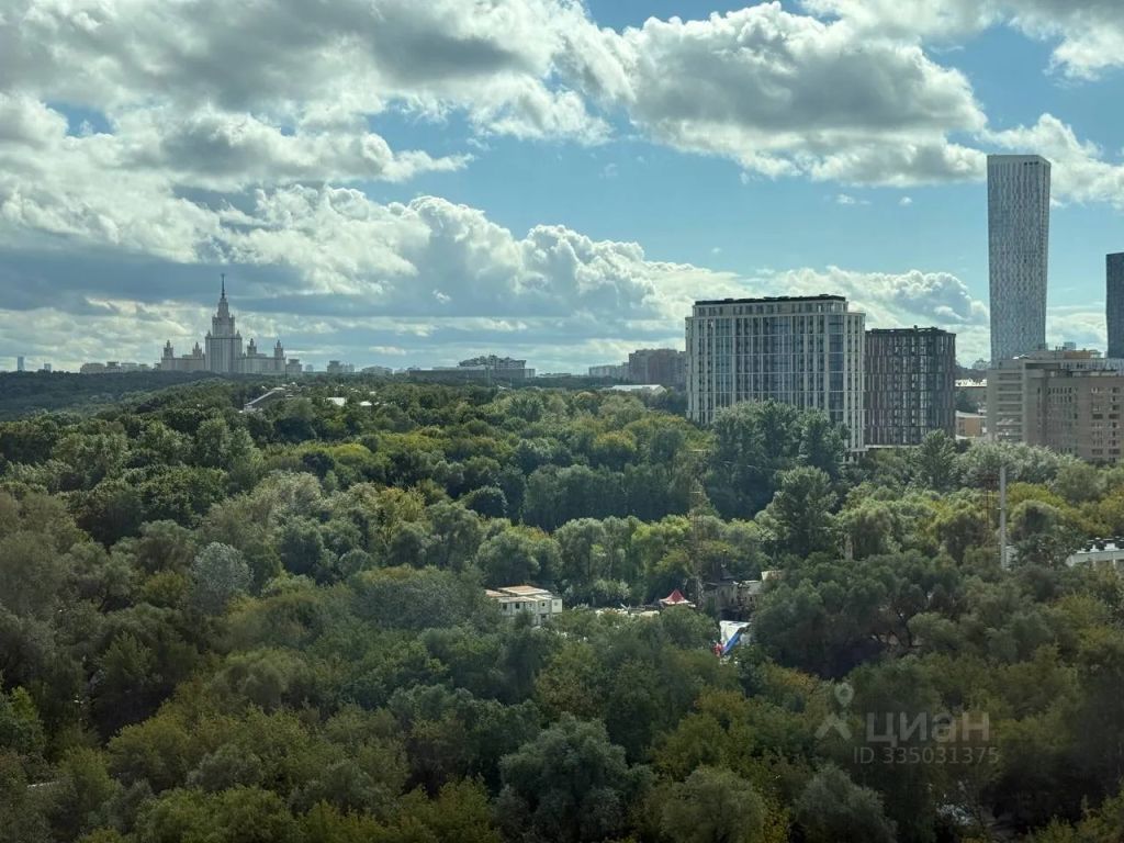 m. Studencheskaya: Apartment, 3-rooms