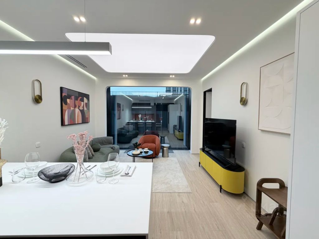 m. Leninsky prospekt: Apartment, 2-rooms