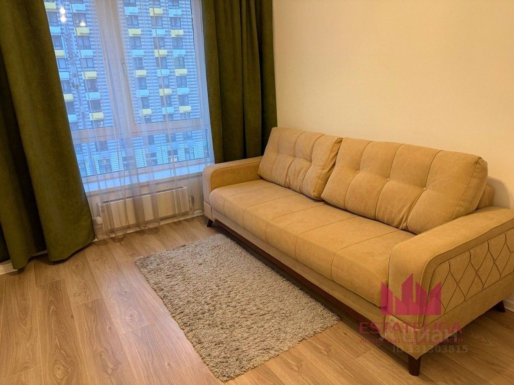 m. Lukhmanovskaya: Apartment, 2-rooms