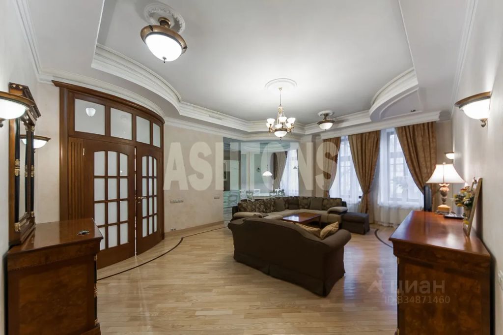 m. Arbatskaya: Apartment, 4-rooms