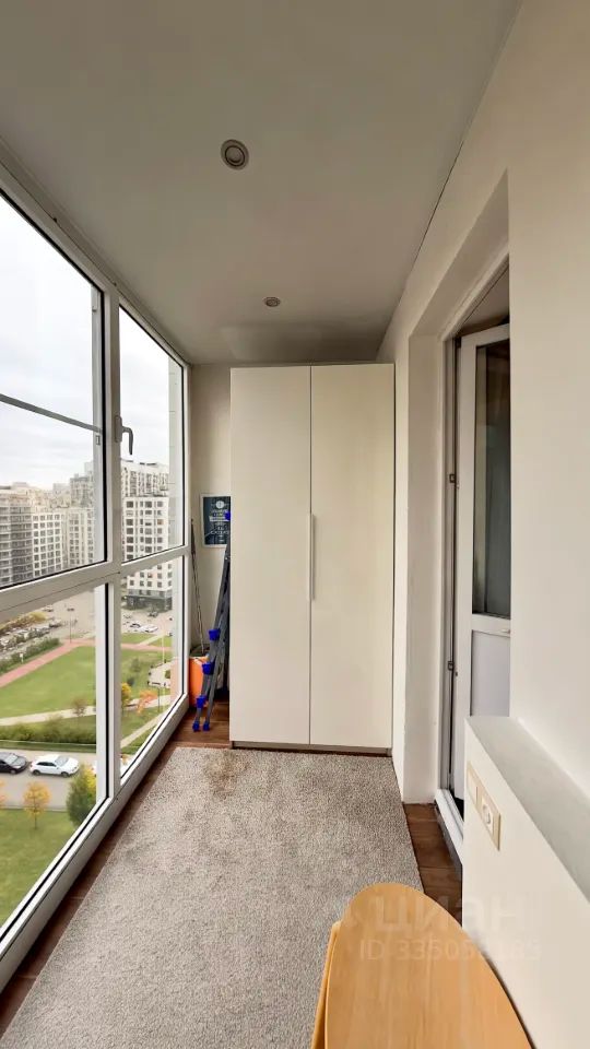 m. Lukhmanovskaya: Apartment, 2-rooms