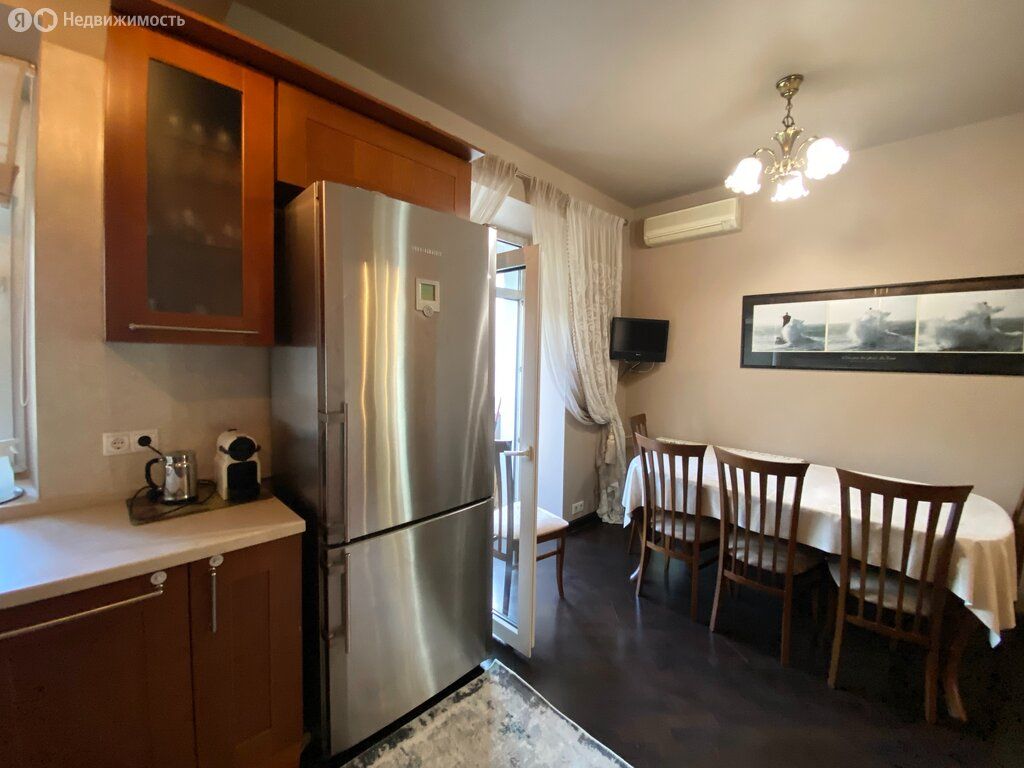 m. Krasnopresnenskaya: Apartment, 2-rooms