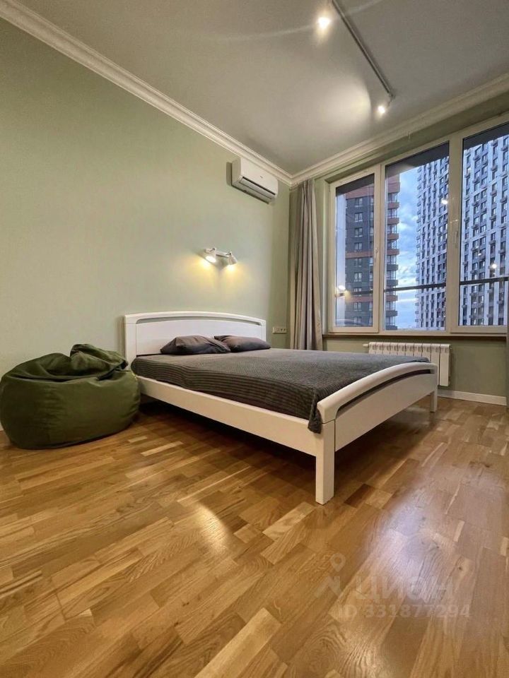 m. Shelepikha: Apartment, studio