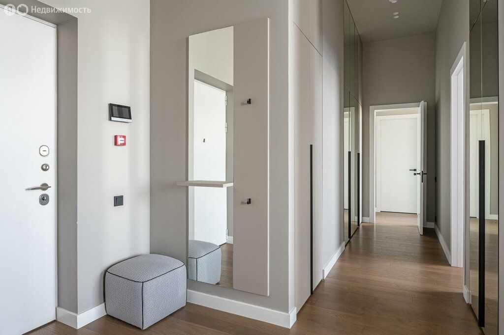 m. Bagrationovskaya: Apartment, 3-rooms