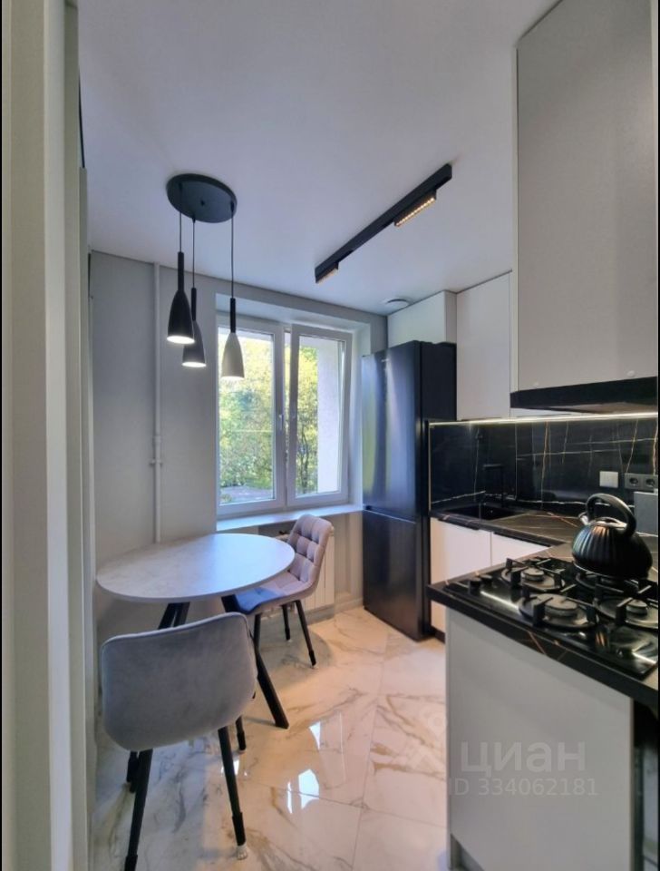 m. Dubrovka: Apartment, 1-rooms