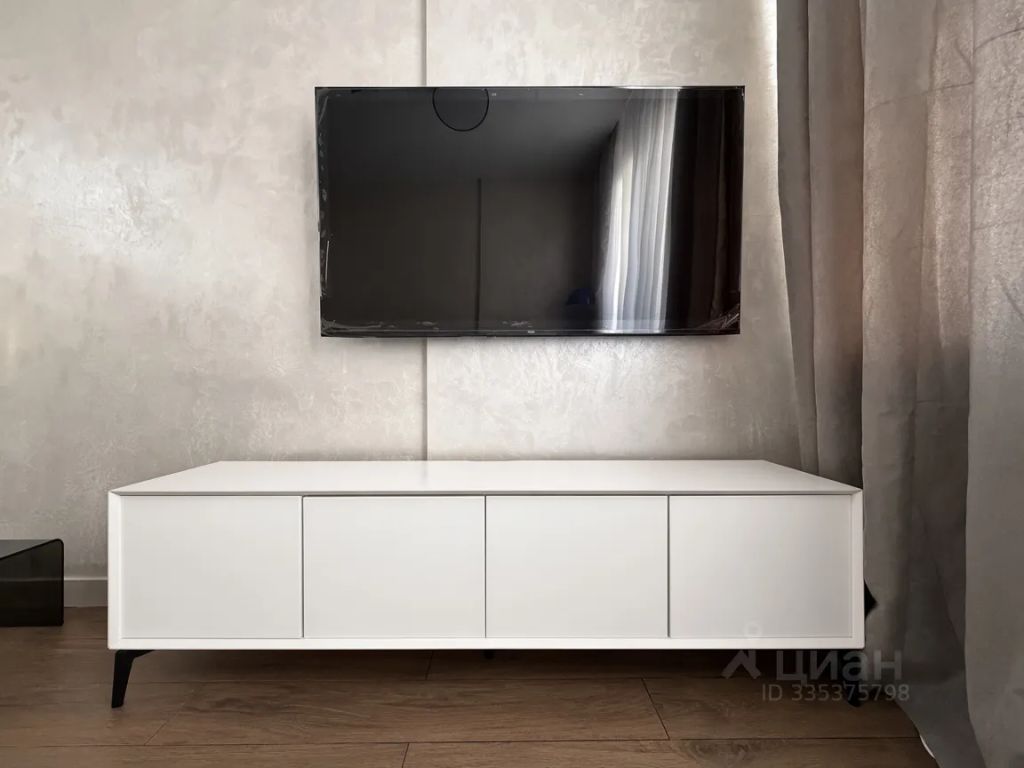 m. Shelepikha: Apartment, studio
