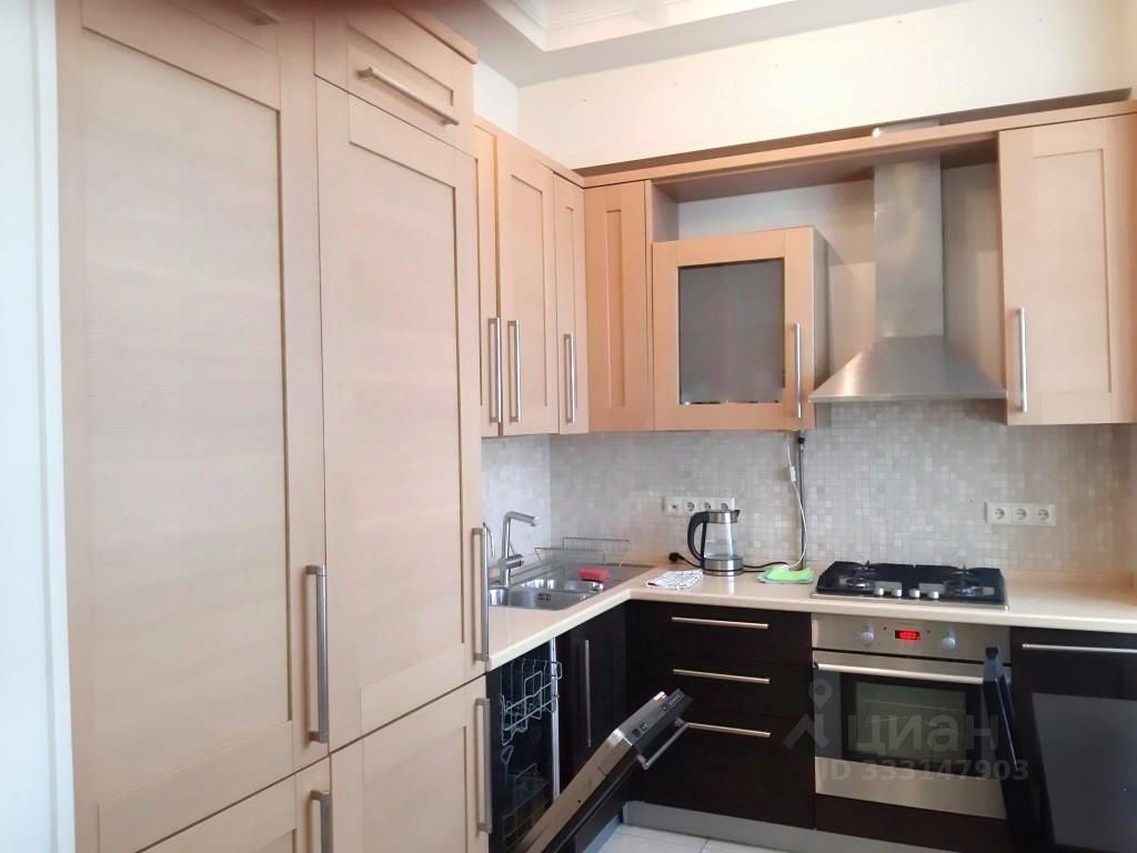 m. Smolenskaya: Apartment, 2-rooms