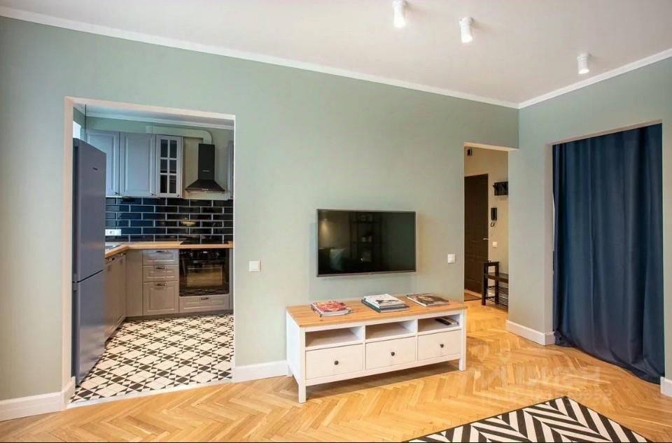 m. Tverskaya: Apartment, 2-rooms