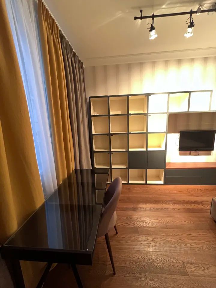m. Kakhovskaya: Apartment, 2-rooms