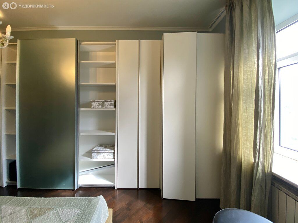 m. Krasnopresnenskaya: Apartment, 2-rooms