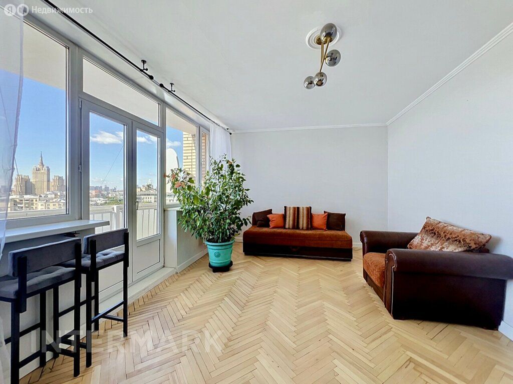 m. Arbatskaya: Apartment, 3-rooms