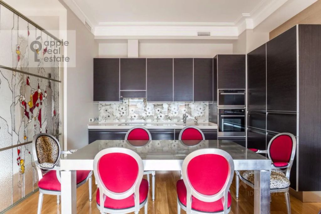 m. Tverskaya: Apartment, 4-rooms