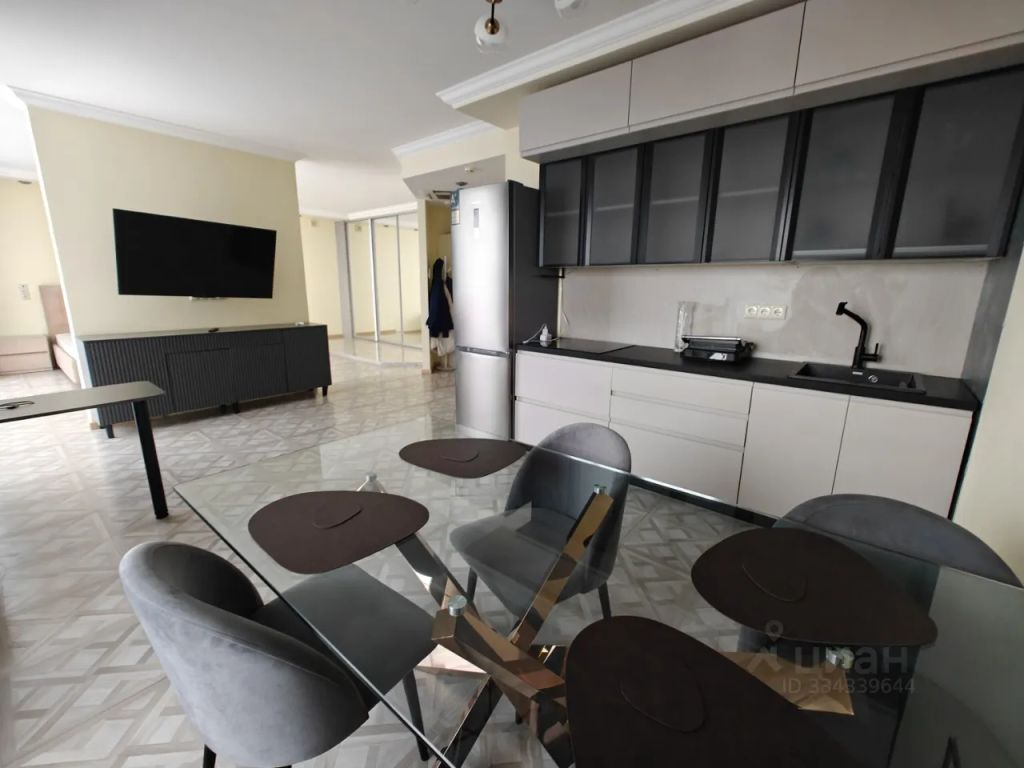 m. Khlebnikovo: Apartment, 2-rooms