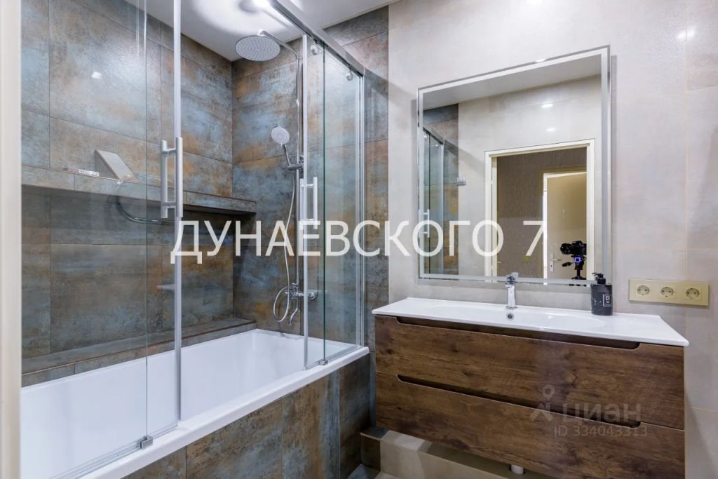 m. Studencheskaya: Apartment, 3-rooms