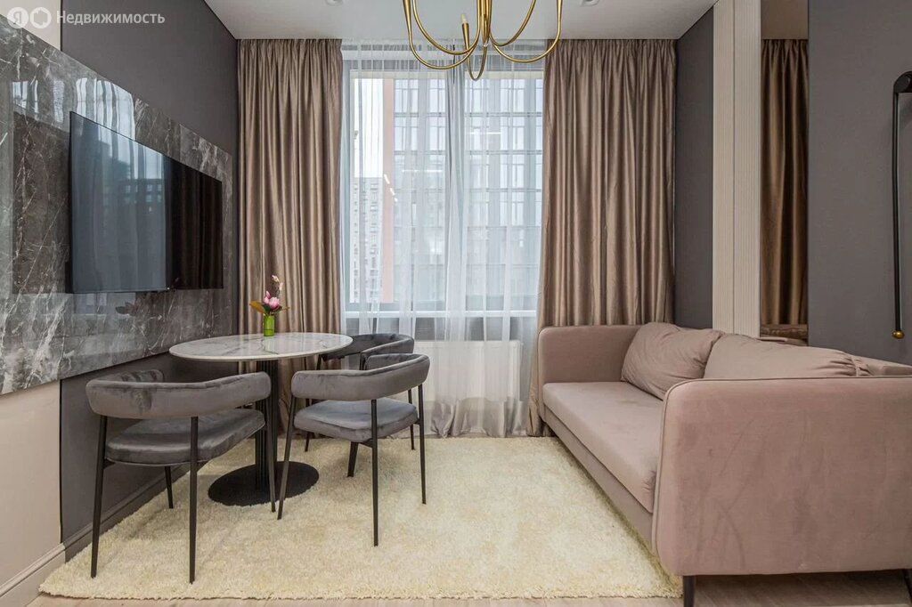m. ZIL: Apartment, 1-rooms