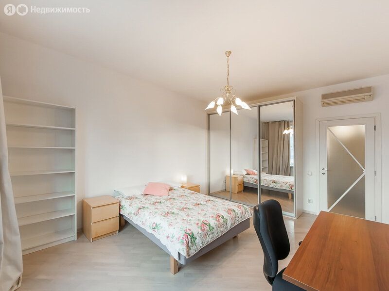 m. Arbatskaya: Apartment, 4-rooms
