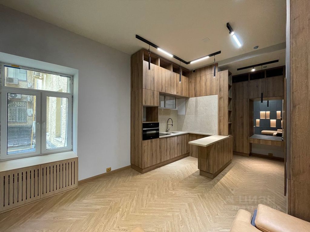 m. Mayakovskaya: Apartment, 1-rooms