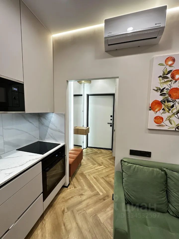 m. Moskva Tovarnaya: Apartment, studio
