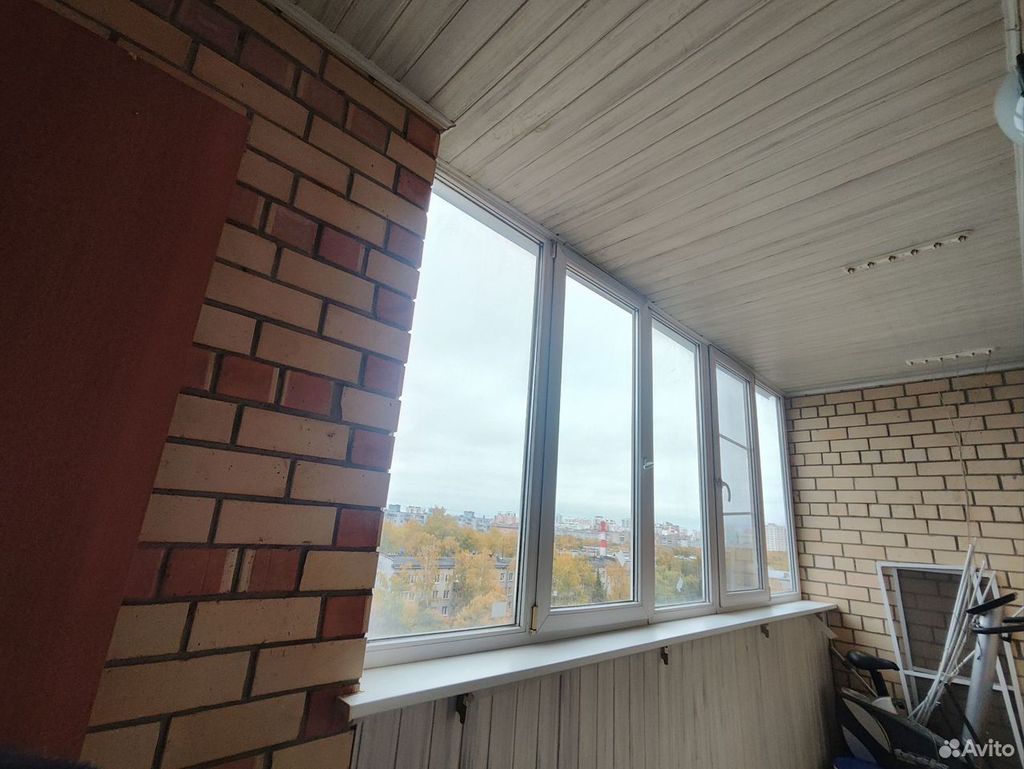 m. Lukhmanovskaya: Apartment, 2-rooms