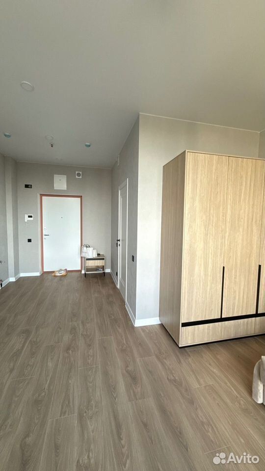 m. Maryina Roscha: Apartment, studio