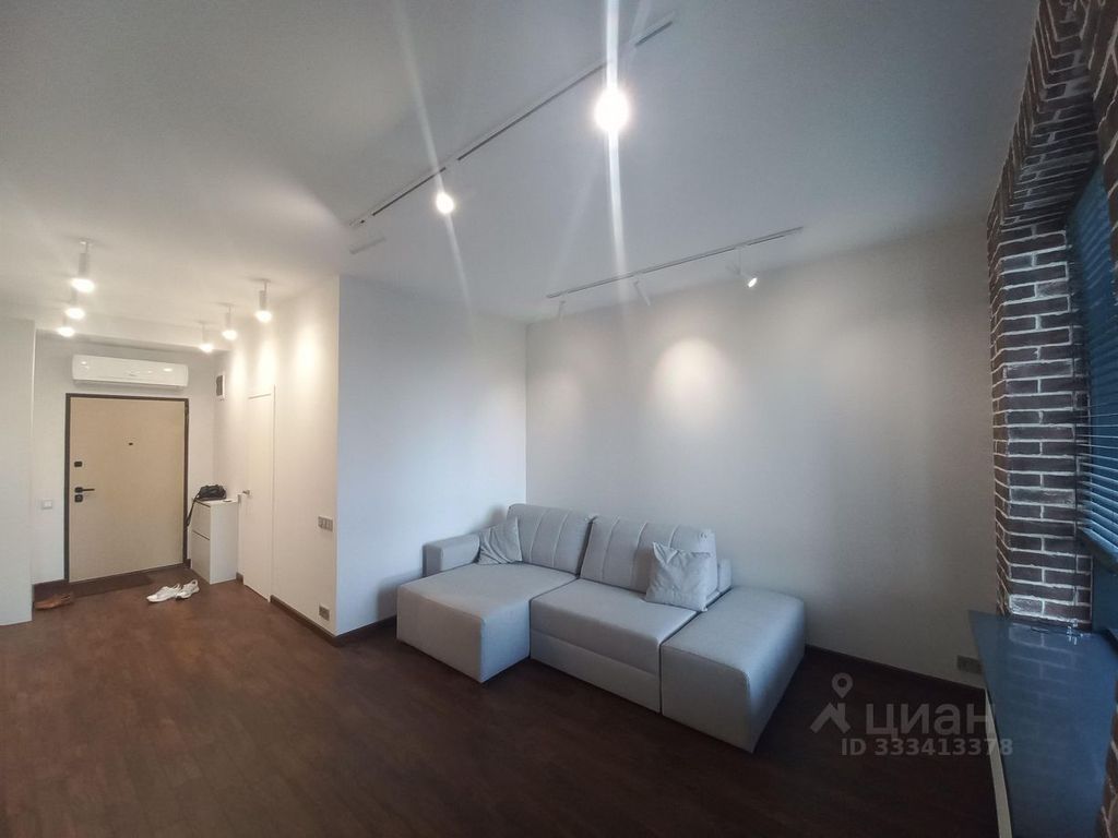 m. Aminyevskaya: Apartment, studio