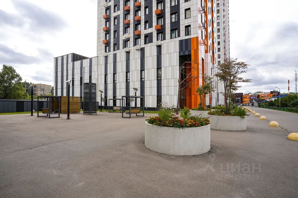 m. Pavshino: Apartment, 2-rooms