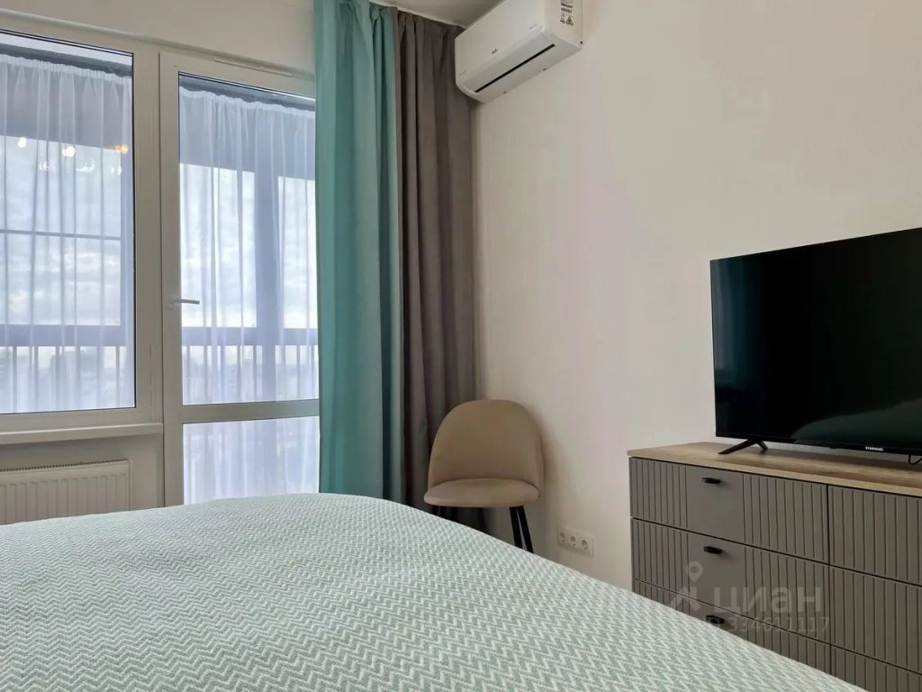 m. Oktyabrskoe pole: Apartment, 1-rooms