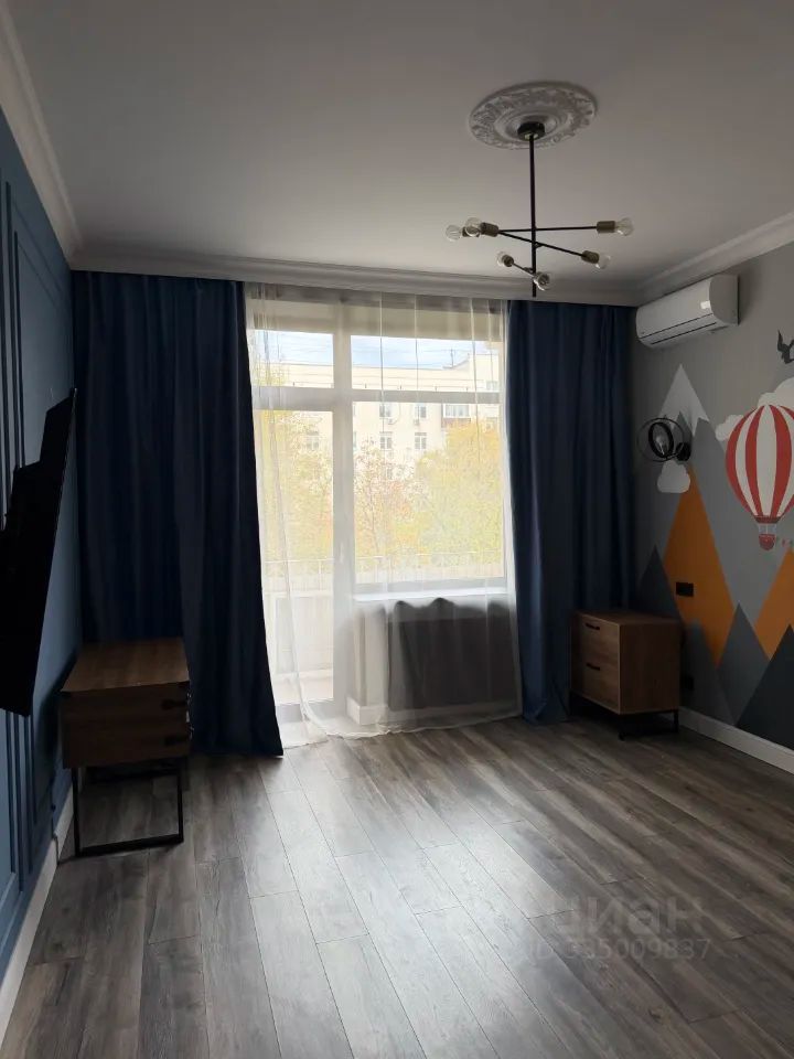 m. Ulitsa 1905 goda: Apartment, 3-rooms