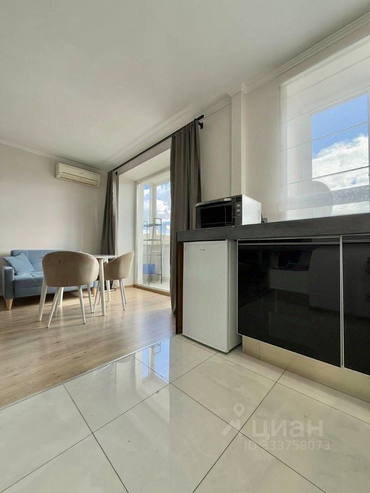 m. Kievskaya: Apartment, studio