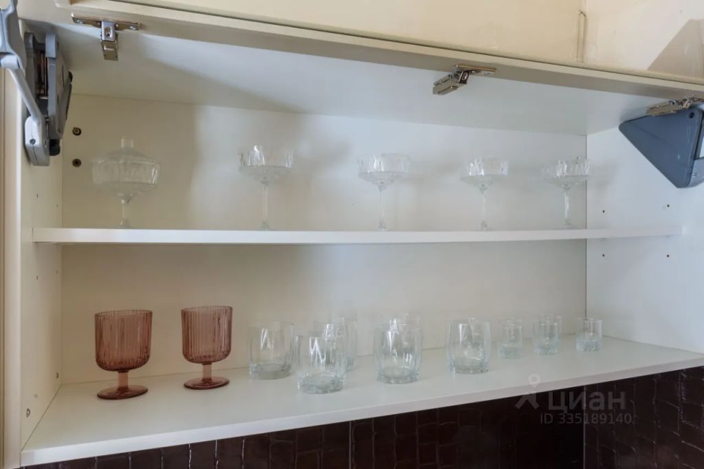 m. Barrikadnaya: Apartment, studio