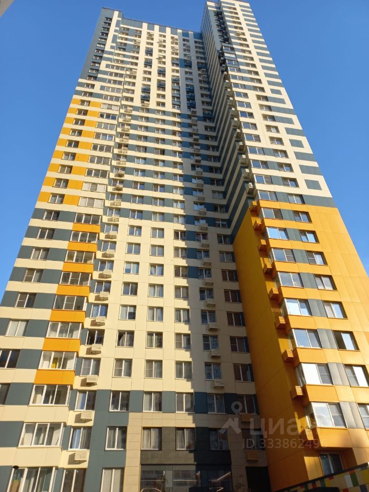 m. Strogino: Apartment, studio