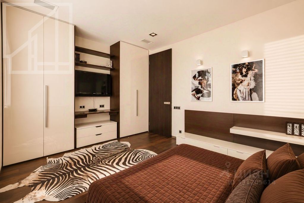 m. Tsvetnoy bulvar: Apartment, 3-rooms