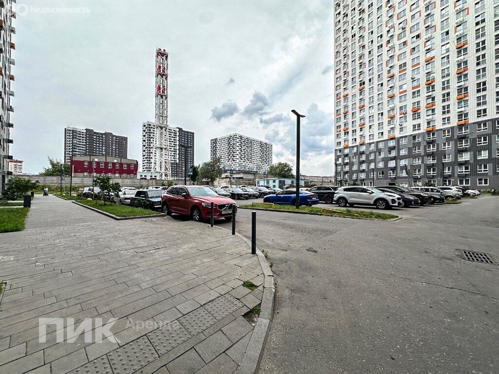 m. Lukhmanovskaya: Apartment, 1-rooms