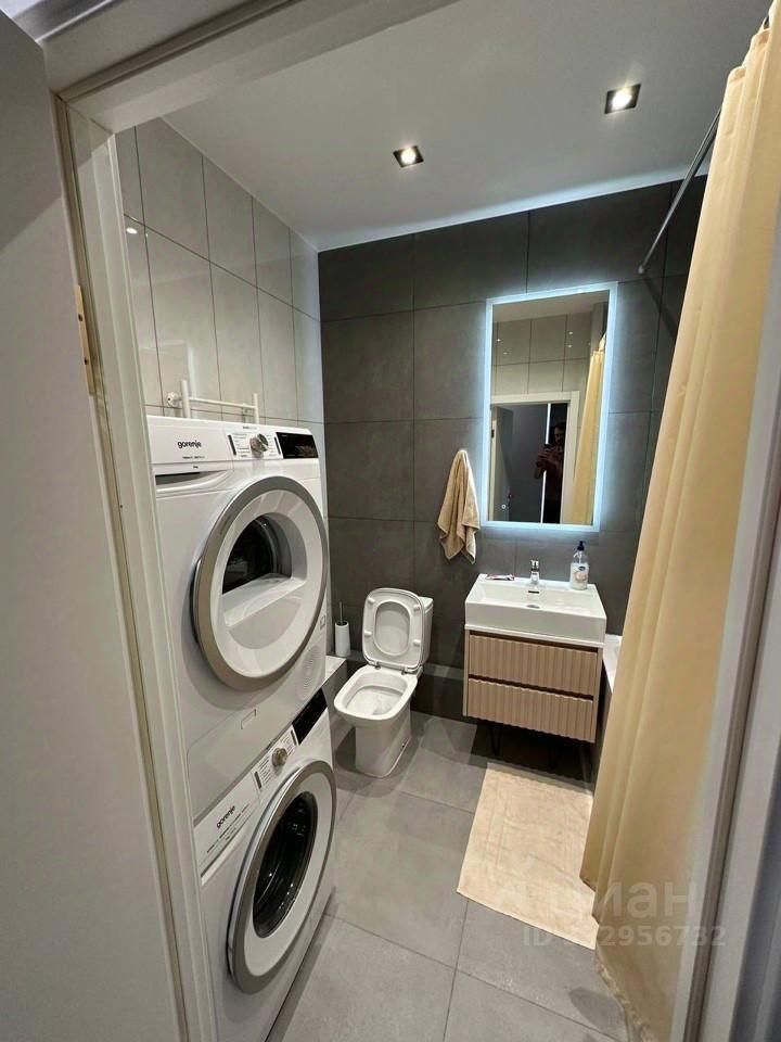 m. Aminyevskaya: Apartment, 2-rooms
