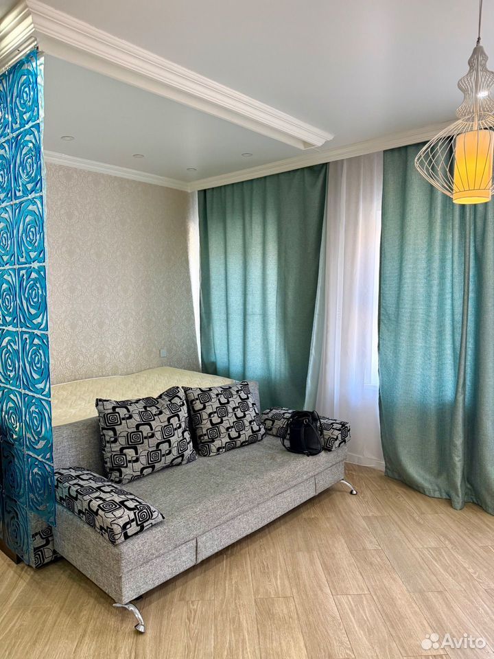 m. Novomoskovskaya: Apartment, studio