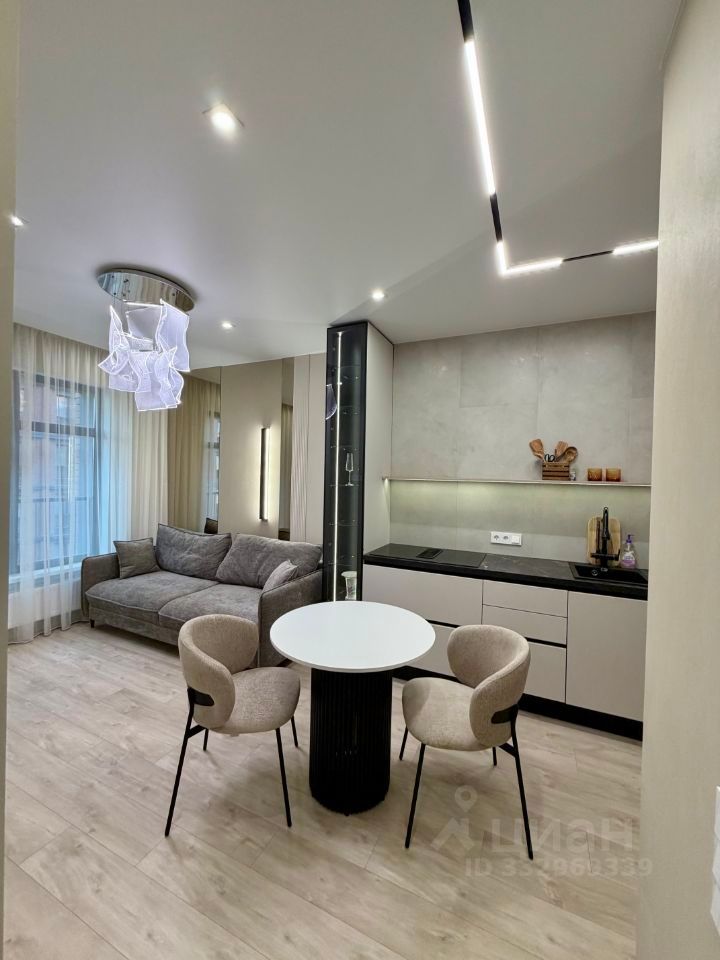 m. ZIL: Apartment, 1-rooms