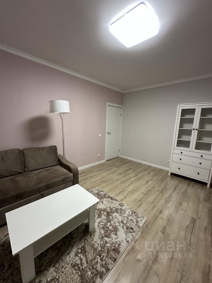 m. Strogino: Apartment, 2-rooms