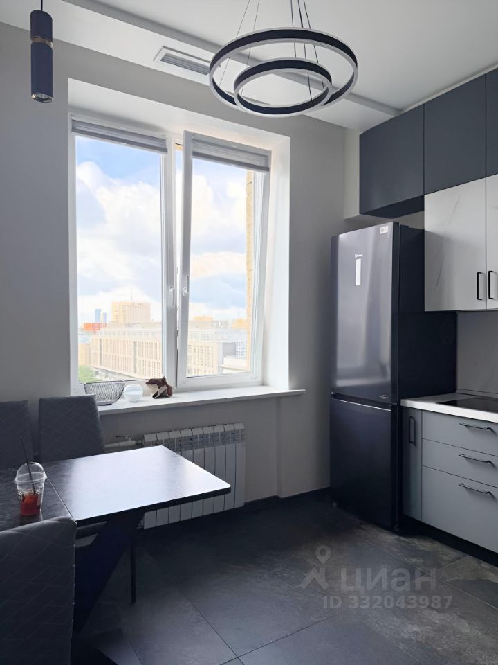 m. Tsvetnoy bulvar: Apartment, 2-rooms
