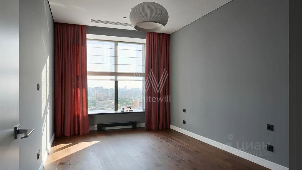m. Chkalovskaya: Apartment, 4-rooms