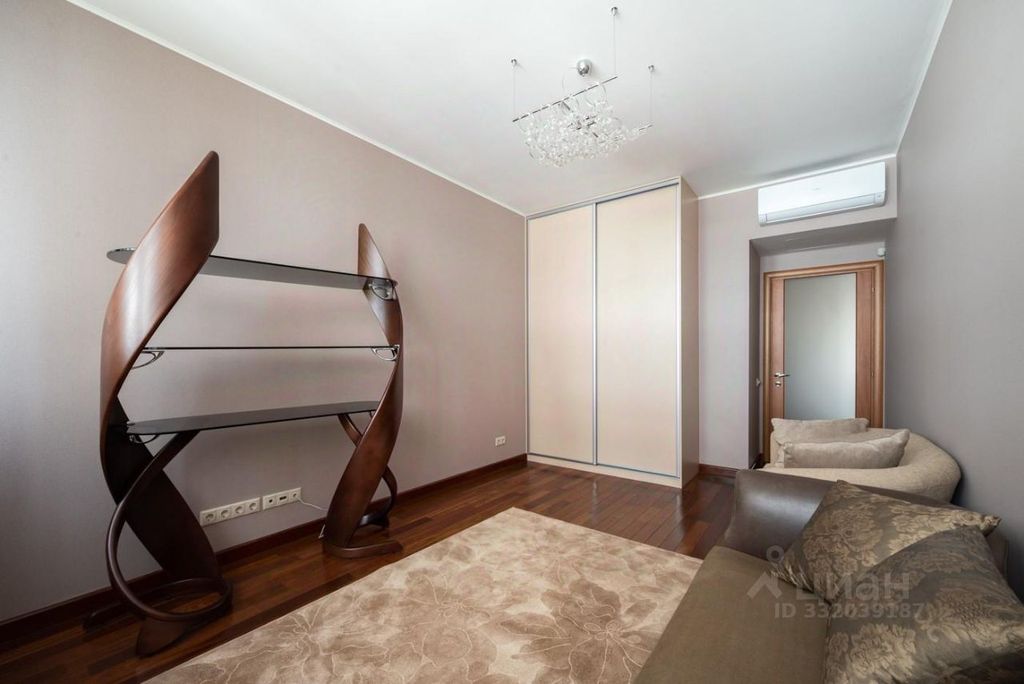 m. Smolenskaya: Apartment, 3-rooms
