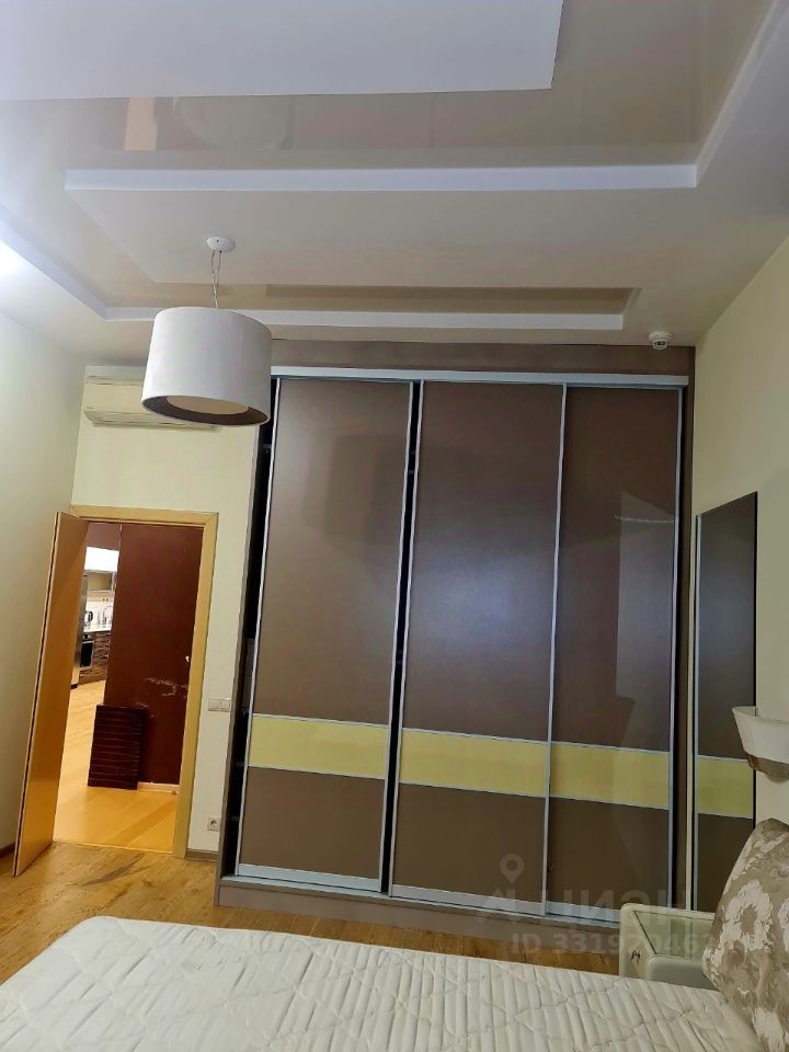m. Ulitsa Akademika Koroleva: Apartment, 3-rooms