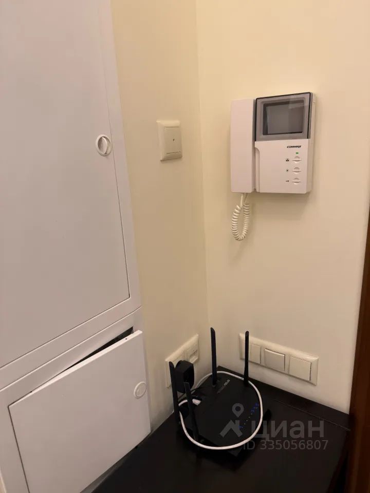 m. Lomonosovsky prospekt: Apartment, 2-rooms