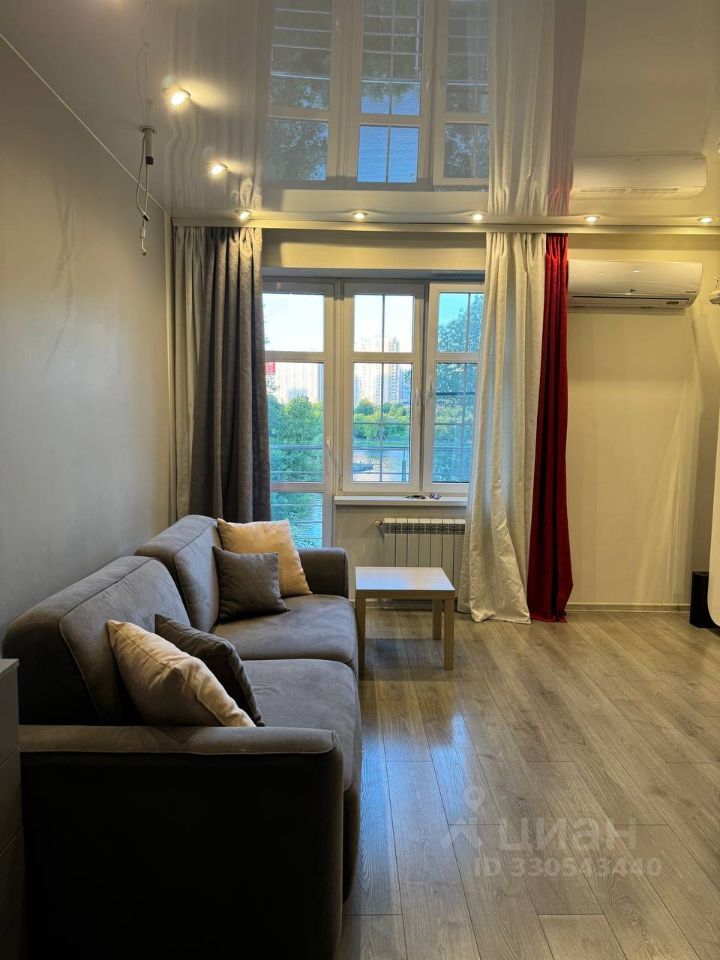m. Khimki: Apartment, studio