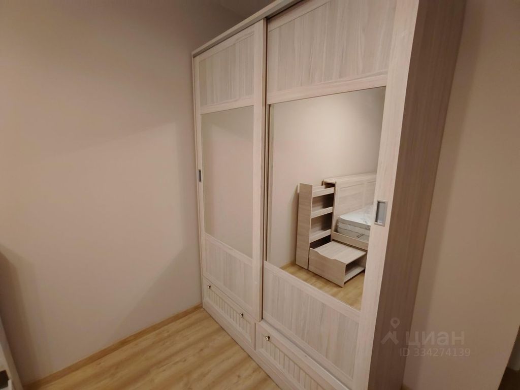 m. Pyatnitskoe shosse: Apartment, 2-rooms