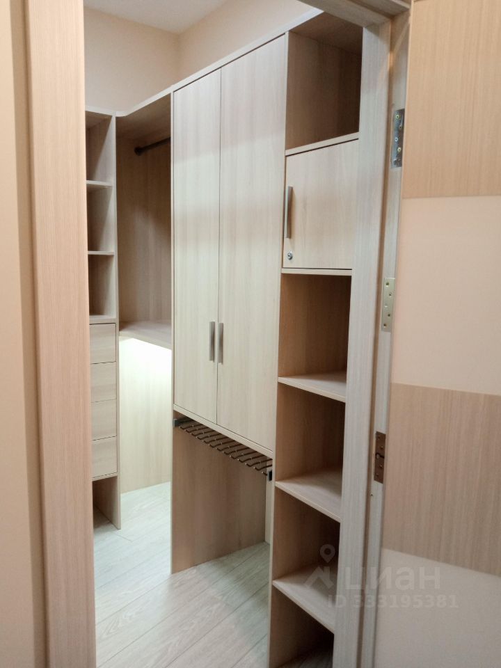 m. Saltykovskaya: Apartment, 3-rooms