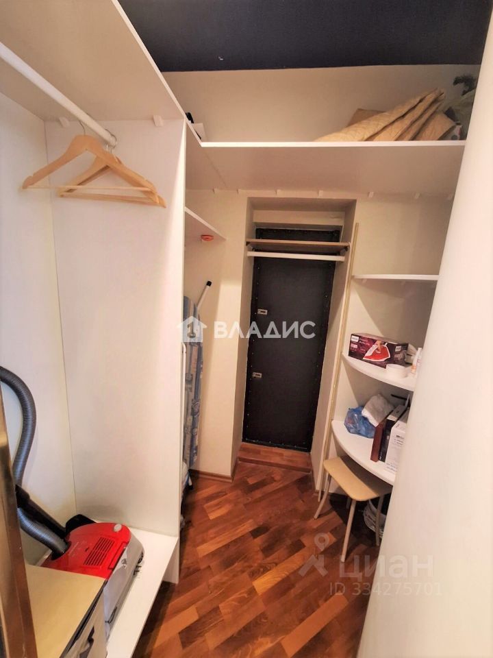 m. Shabolovskaya: Apartment, 2-rooms
