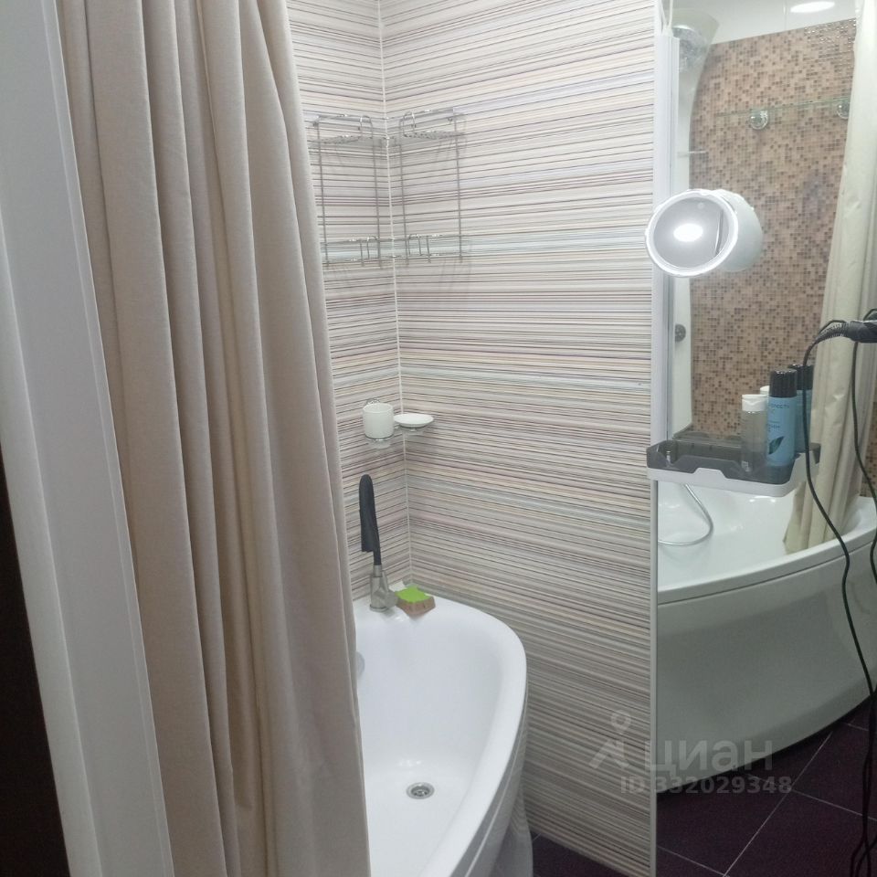 m. Ulitsa 1905 goda: Apartment, 1-rooms