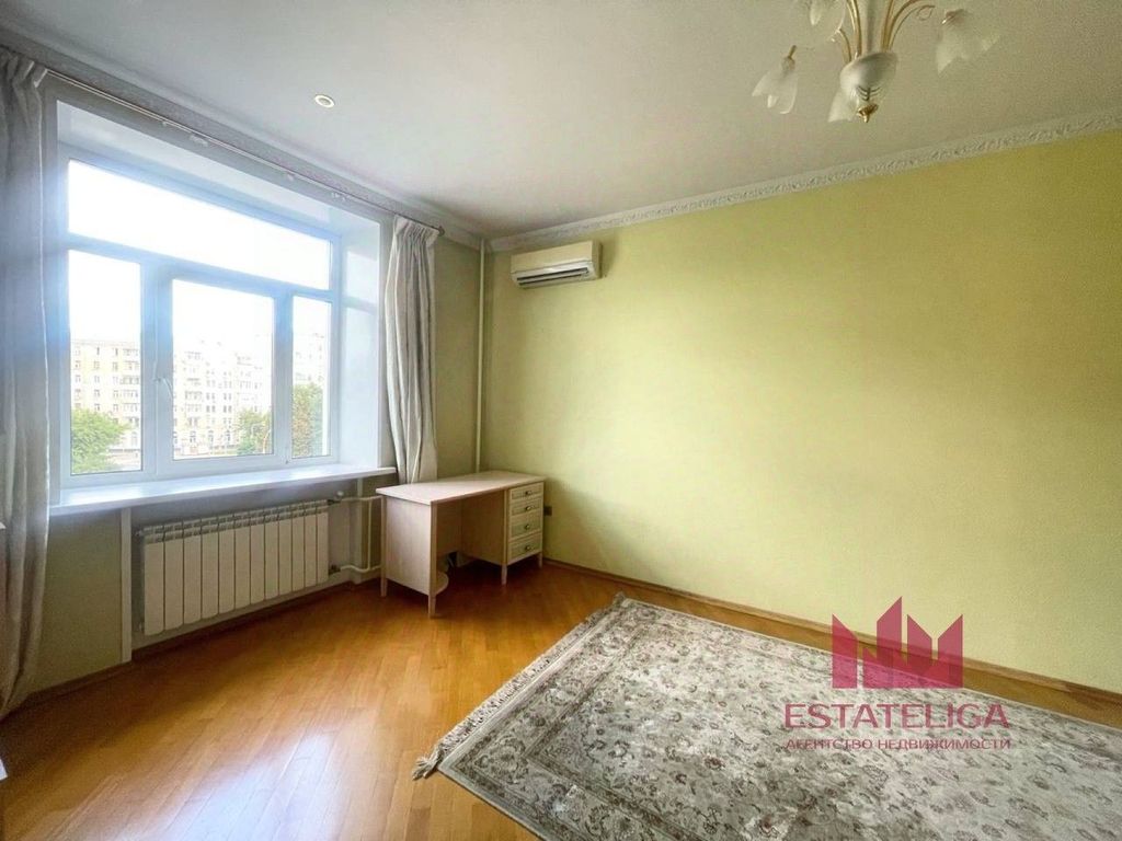 m. Zorge: Apartment, 2-rooms